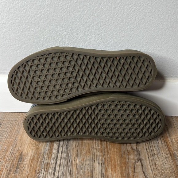 Vans - Plaid Tartan Gum Shoes - M5.5 W7 - Picture 9 of 10